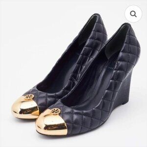 Tory Burch Quilted Leather Wedge Pumps Navy Blue Gold Cap Toe Logo Size 6M